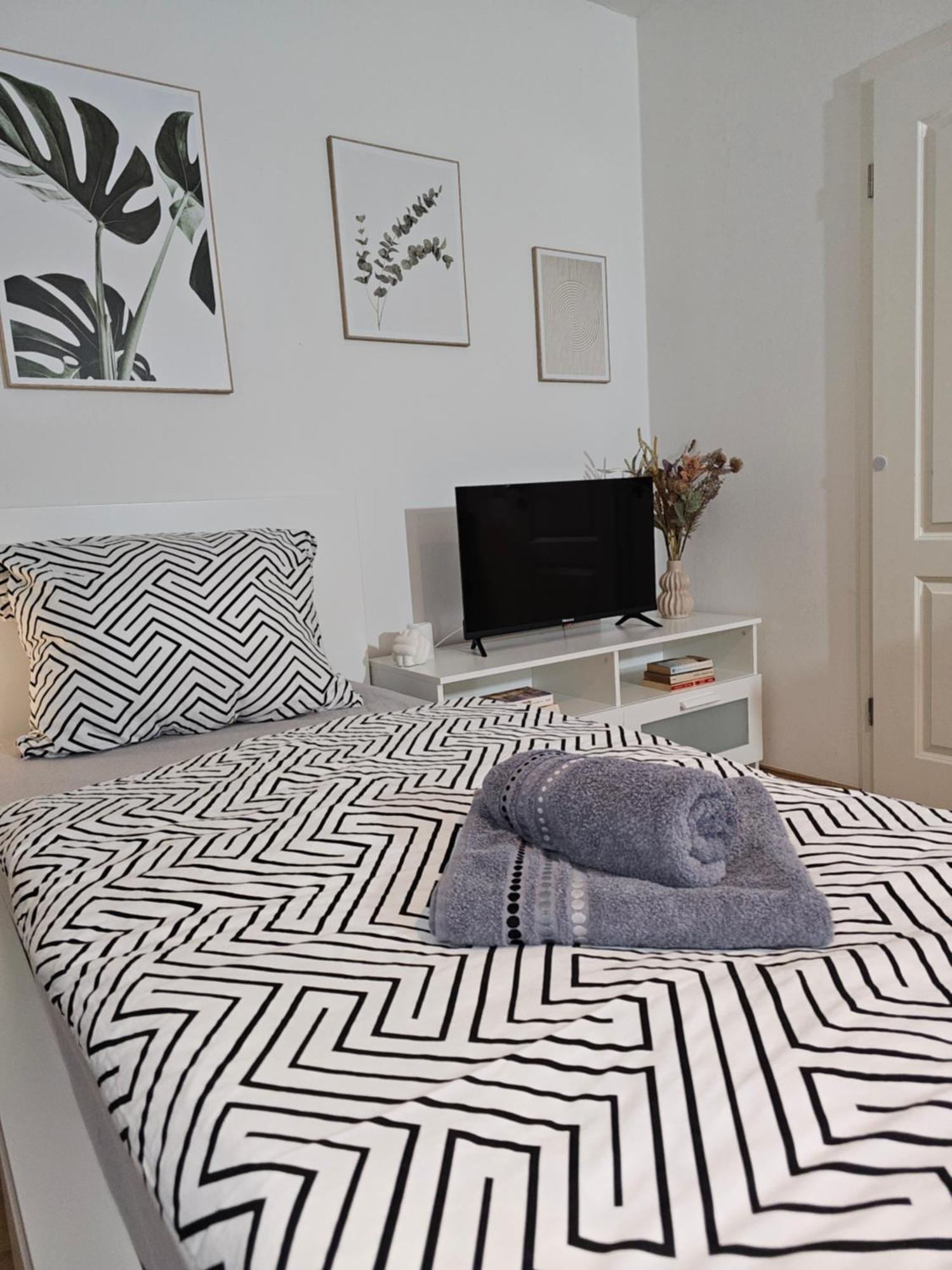 Modern Studio Near Duesseldorf Airport & Messe/Fair Meerbusch Exterior photo